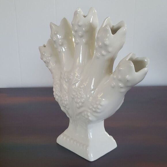 RARE Vintage Leart Five 5 Finger Bud Vase with Grapes Design 302W - Picture 2 of 9